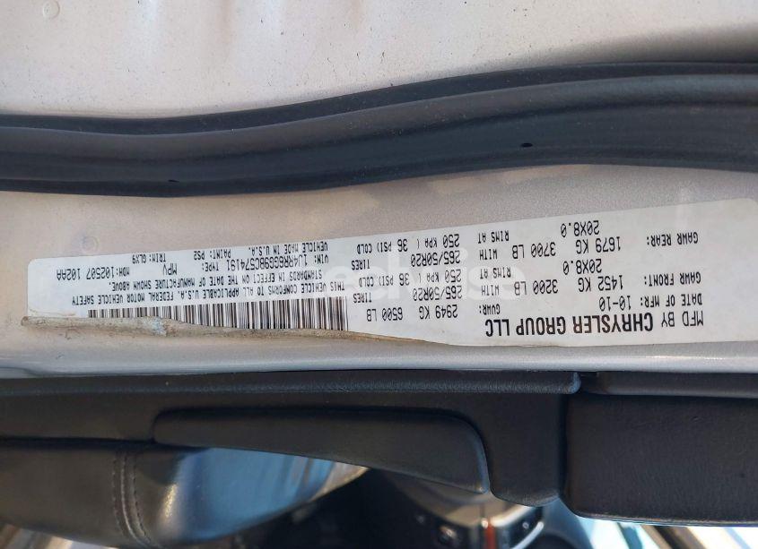 Photo 9 of 2011 Jeep Grand CHEROKEE OVERLAND (VIN 1J4RR6GG9BC574191)