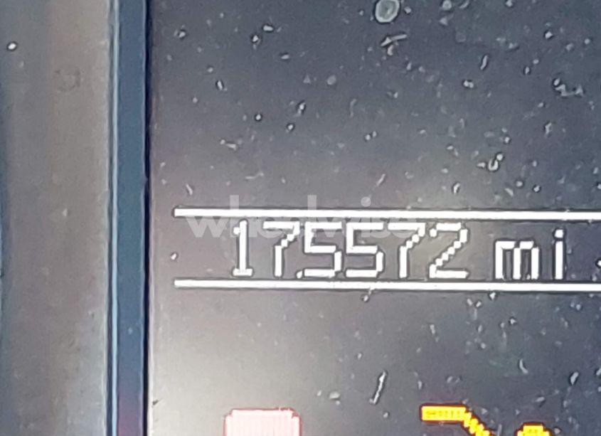 Photo 15 of 2011 Jeep Grand CHEROKEE OVERLAND (VIN 1J4RR6GT0BC649776)