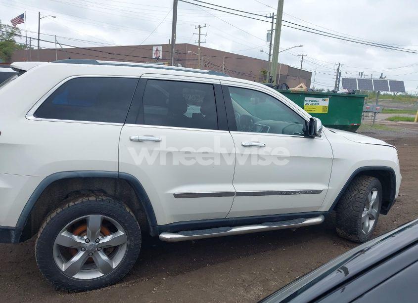 Photo 12 of 2011 Jeep Grand CHEROKEE OVERLAND (VIN 1J4RR6GT1BC713114)