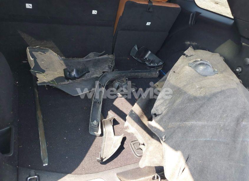 Photo 12 of 2011 Jeep Grand CHEROKEE OVERLAND (VIN 1J4RR6GT3BC574037)