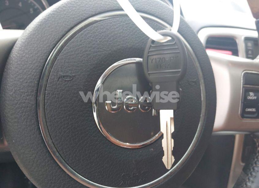 Photo 11 of 2011 Jeep Grand CHEROKEE OVERLAND (VIN 1J4RR6GT4BC690363)