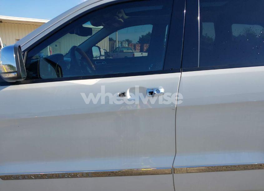 Photo 17 of 2011 Jeep Grand CHEROKEE OVERLAND (VIN 1J4RR6GT4BC690363)