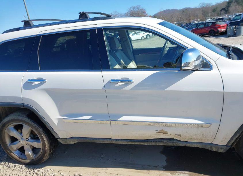 Photo 13 of 2011 Jeep Grand CHEROKEE OVERLAND (VIN 1J4RR6GT7BC714140)