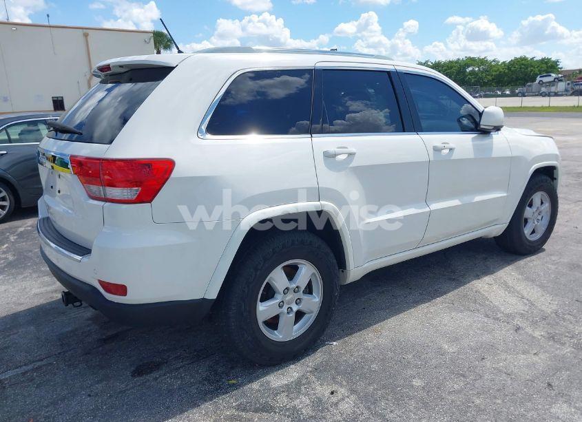 Photo 4 of 2011 Jeep Grand CHEROKEE LAREDO (VIN 1J4RS4GG0BC573388)