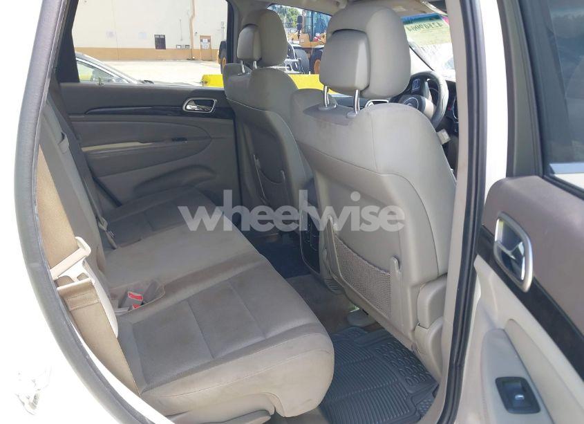 Photo 8 of 2011 Jeep Grand CHEROKEE LAREDO (VIN 1J4RS4GG0BC573388)