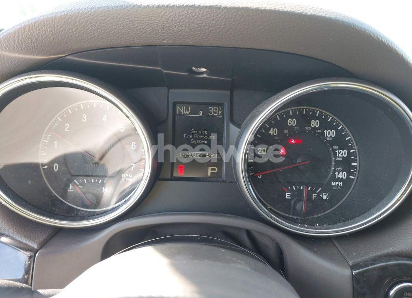 Photo 7 of 2011 Jeep Grand CHEROKEE LAREDO (VIN 1J4RS4GG1BC524247)