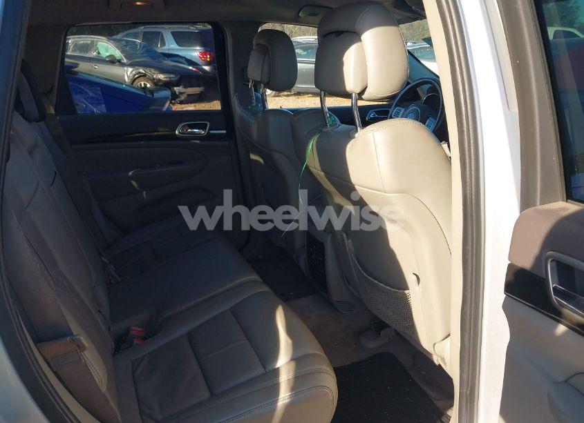 Photo 8 of 2011 Jeep Grand CHEROKEE LAREDO (VIN 1J4RS4GG1BC537385)