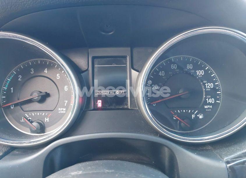 Photo 7 of 2011 Jeep Grand CHEROKEE LAREDO (VIN 1J4RS4GG1BC564148)