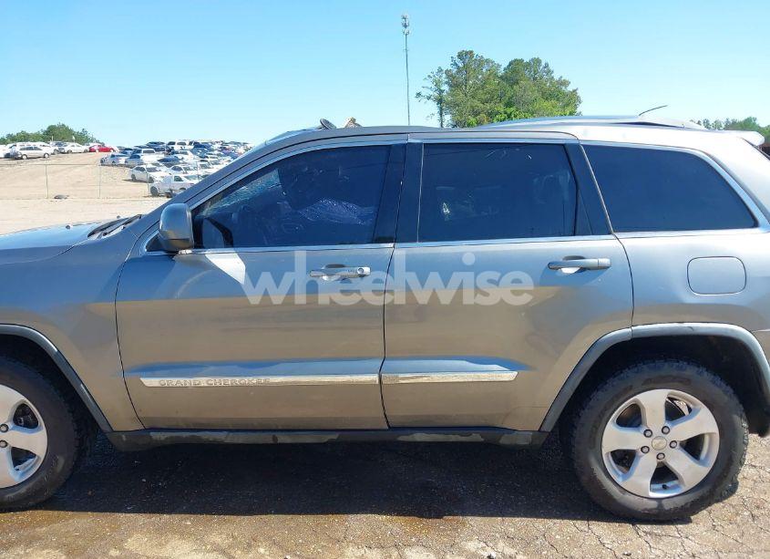Photo 14 of 2011 Jeep Grand CHEROKEE LAREDO (VIN 1J4RS4GG1BC674150)