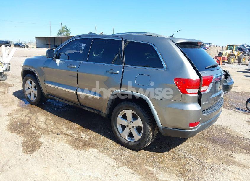 Photo 3 of 2011 Jeep Grand CHEROKEE LAREDO (VIN 1J4RS4GG1BC674150)