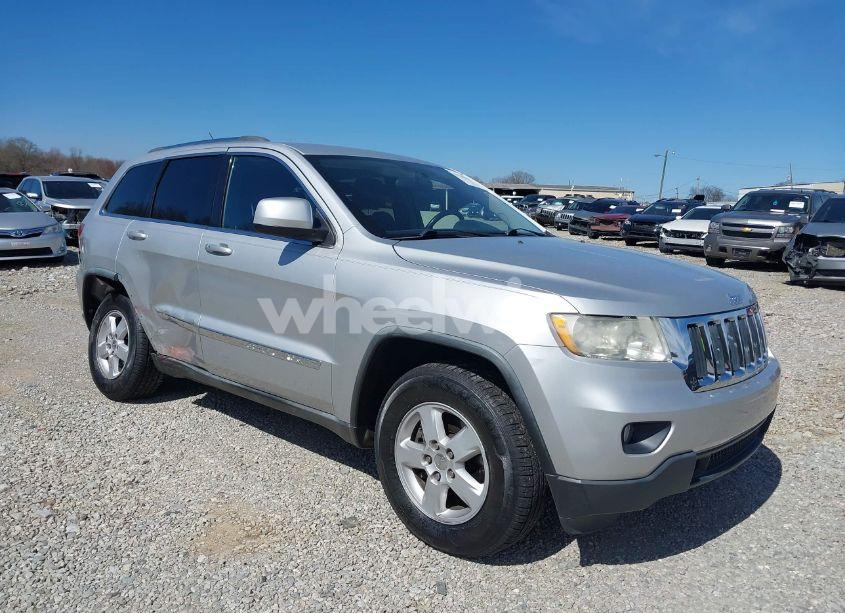 2011 Jeep Grand CHEROKEE LAREDO (VIN 1J4RS4GG2BC518022) main photo
