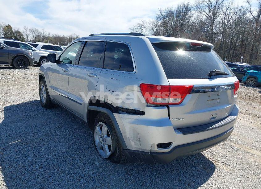 Photo 3 of 2011 Jeep Grand CHEROKEE LAREDO (VIN 1J4RS4GG2BC518022)