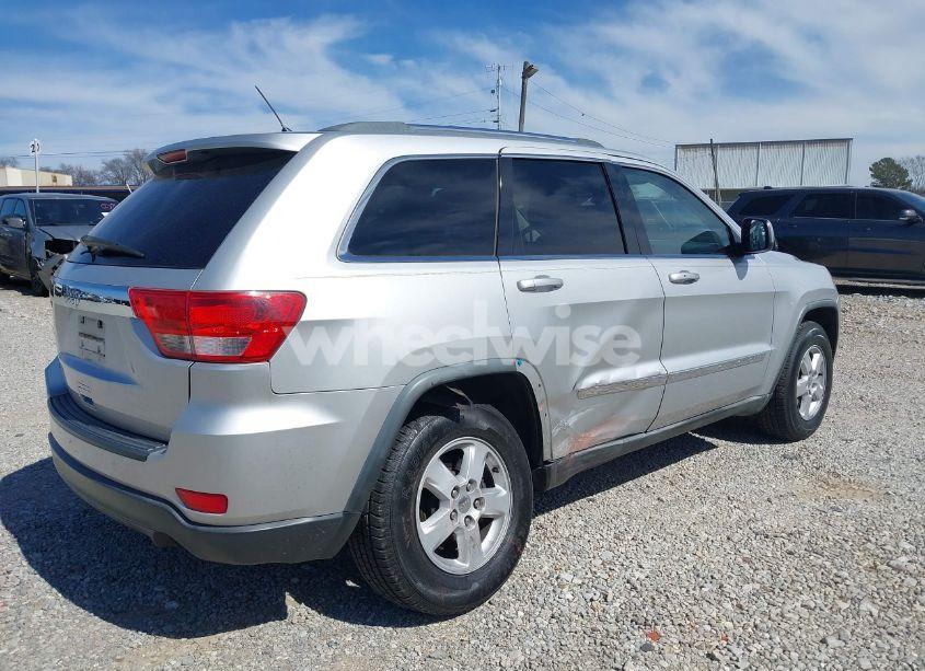 Photo 4 of 2011 Jeep Grand CHEROKEE LAREDO (VIN 1J4RS4GG2BC518022)