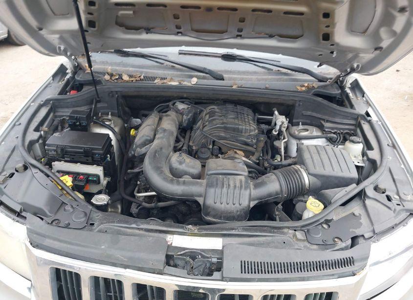 Photo 10 of 2011 Jeep Grand CHEROKEE LAREDO (VIN 1J4RS4GG2BC524516)