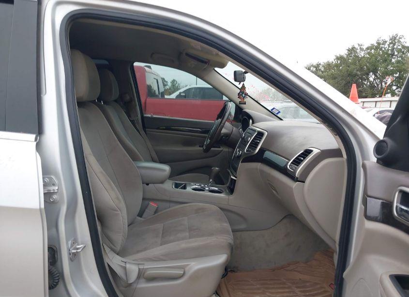 Photo 5 of 2011 Jeep Grand CHEROKEE LAREDO (VIN 1J4RS4GG2BC524516)