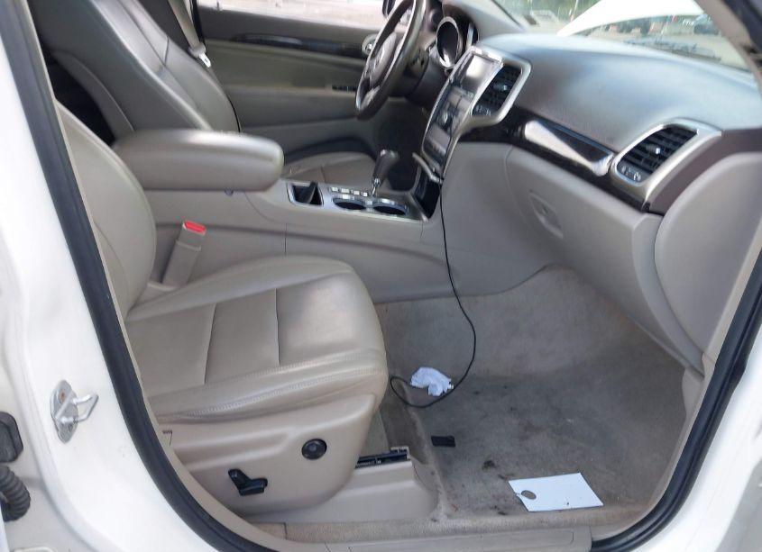 Photo 5 of 2011 Jeep Grand CHEROKEE LAREDO (VIN 1J4RS4GG2BC532048)