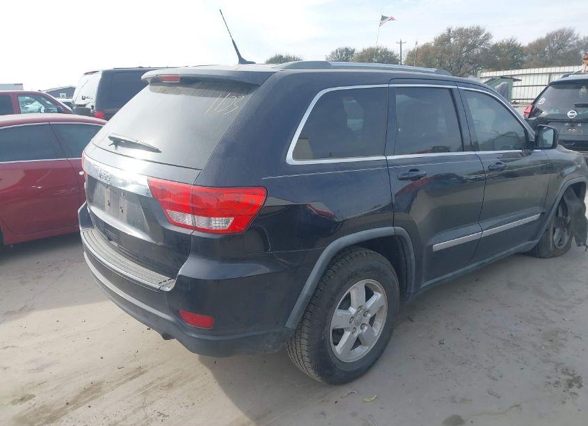 Photo 4 of 2011 Jeep Grand CHEROKEE LAREDO (VIN 1J4RS4GG3BC531877)