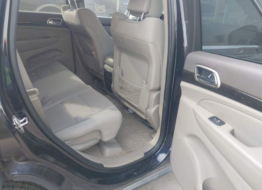 Photo 8 of 2011 Jeep Grand CHEROKEE LAREDO (VIN 1J4RS4GG3BC531877)