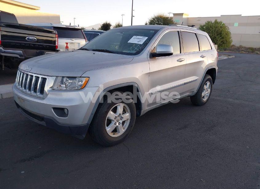 Photo 2 of 2011 Jeep Grand CHEROKEE LAREDO (VIN 1J4RS4GG3BC557184)