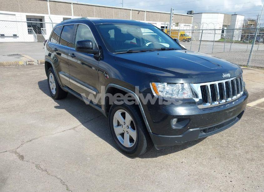 2011 Jeep Grand CHEROKEE LAREDO (VIN 1J4RS4GG4BC597645) main photo