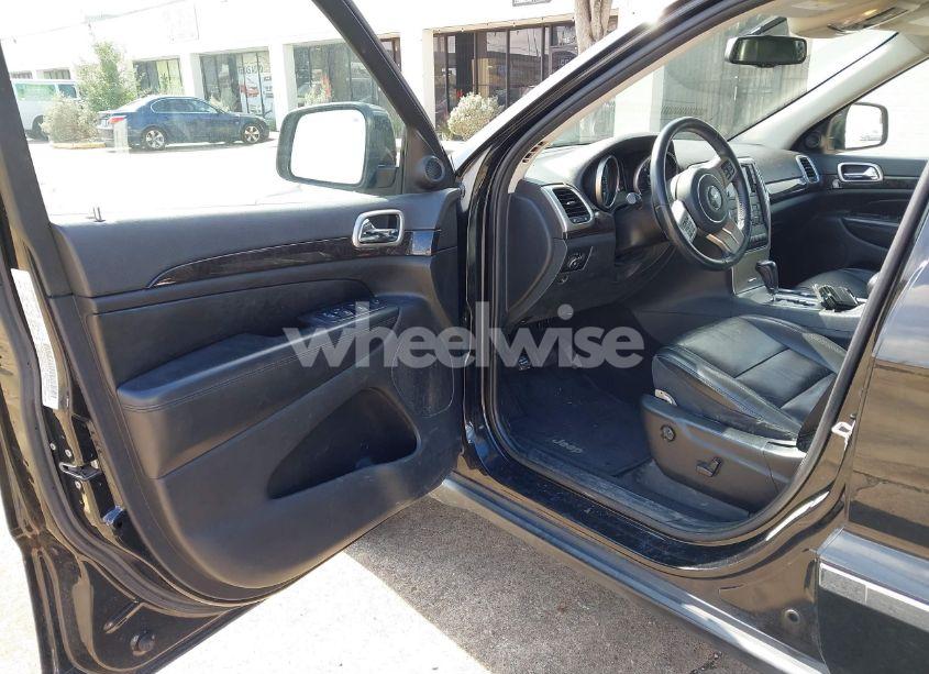 Photo 16 of 2011 Jeep Grand CHEROKEE LAREDO (VIN 1J4RS4GG4BC597645)