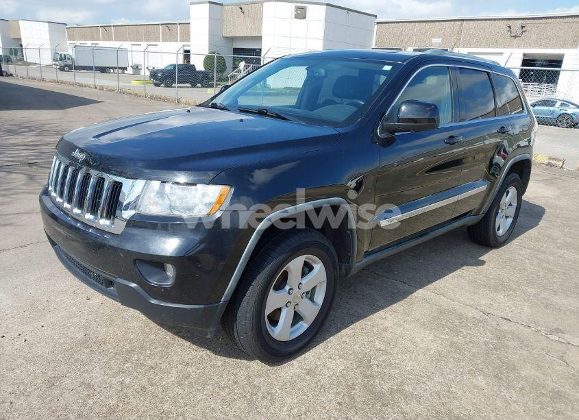 Photo 2 of 2011 Jeep Grand CHEROKEE LAREDO (VIN 1J4RS4GG4BC597645)