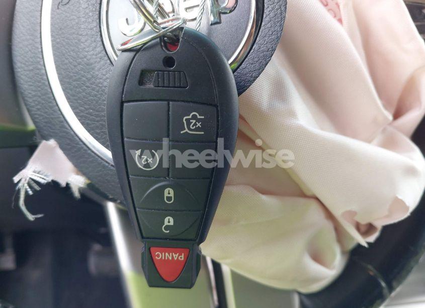 Photo 11 of 2011 Jeep Grand CHEROKEE LAREDO (VIN 1J4RS4GG4BC611852)