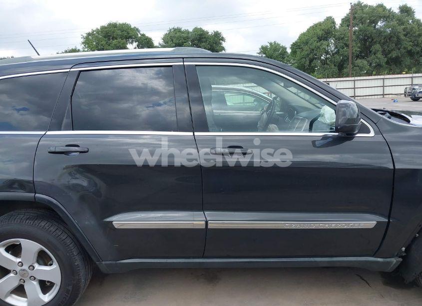 Photo 13 of 2011 Jeep Grand CHEROKEE LAREDO (VIN 1J4RS4GG4BC611852)