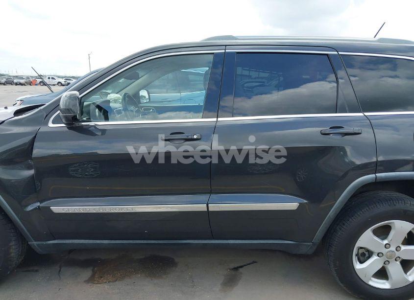 Photo 14 of 2011 Jeep Grand CHEROKEE LAREDO (VIN 1J4RS4GG4BC611852)