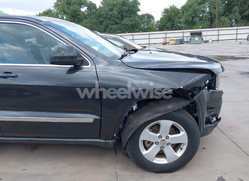 Photo 17 of 2011 Jeep Grand CHEROKEE LAREDO (VIN 1J4RS4GG4BC611852)