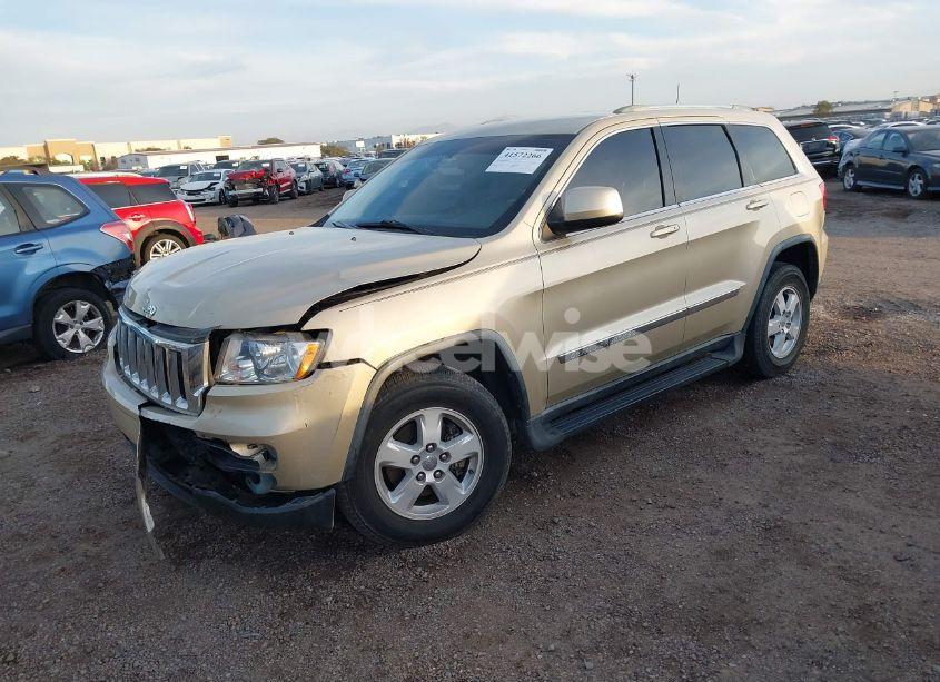 Photo 2 of 2011 Jeep Grand CHEROKEE LAREDO (VIN 1J4RS4GG4BC658119)