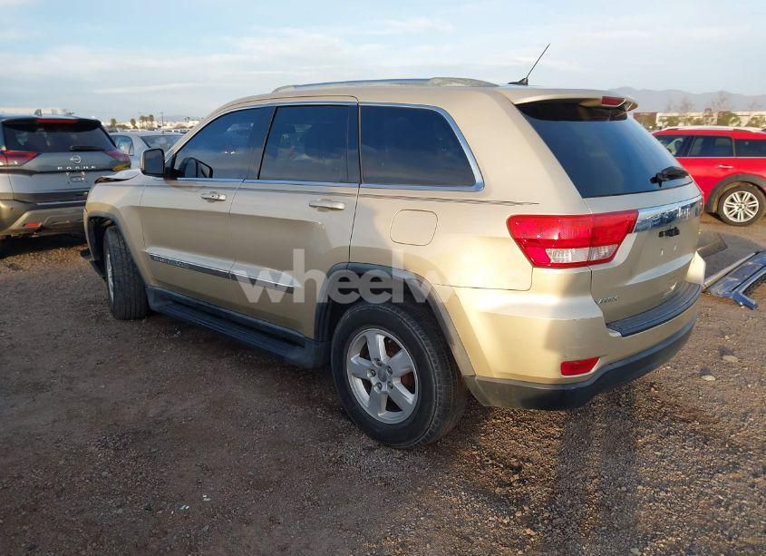 Photo 3 of 2011 Jeep Grand CHEROKEE LAREDO (VIN 1J4RS4GG4BC658119)