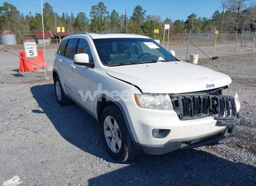 2011 Jeep Grand CHEROKEE LAREDO (VIN 1J4RS4GG4BC704113) main photo