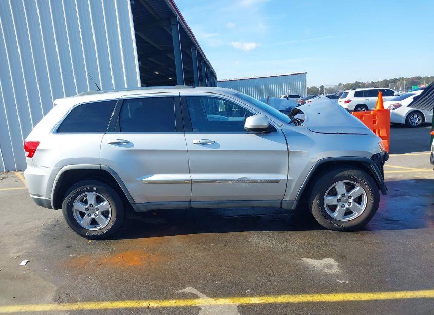 Photo 14 of 2011 Jeep Grand CHEROKEE LAREDO (VIN 1J4RS4GG5BC513770)