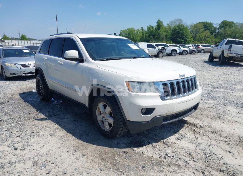 2011 Jeep Grand CHEROKEE LAREDO (VIN 1J4RS4GG5BC573337) main photo