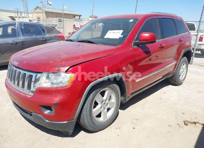 Photo 2 of 2011 Jeep Grand CHEROKEE LAREDO (VIN 1J4RS4GG5BC658498)