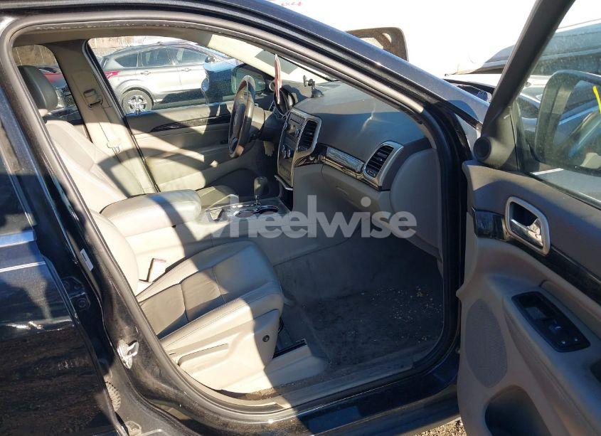 Photo 5 of 2011 Jeep Grand CHEROKEE LAREDO (VIN 1J4RS4GG7BC505783)