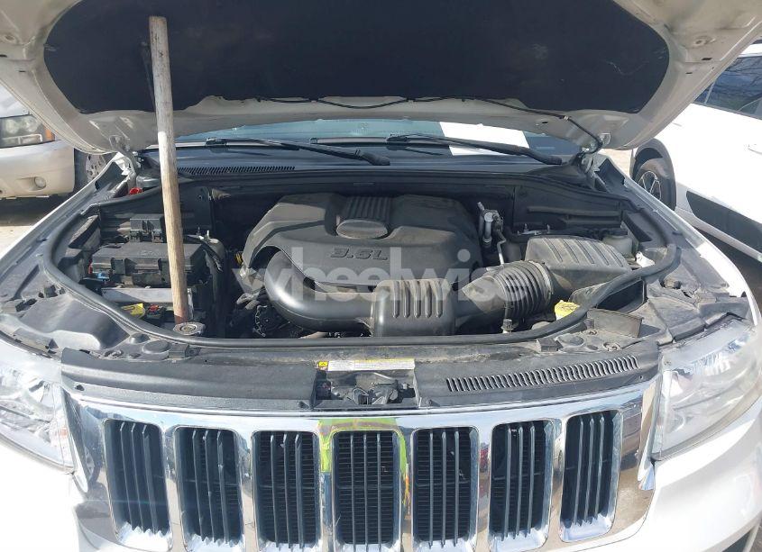 Photo 10 of 2011 Jeep Grand CHEROKEE LAREDO (VIN 1J4RS4GG7BC626538)