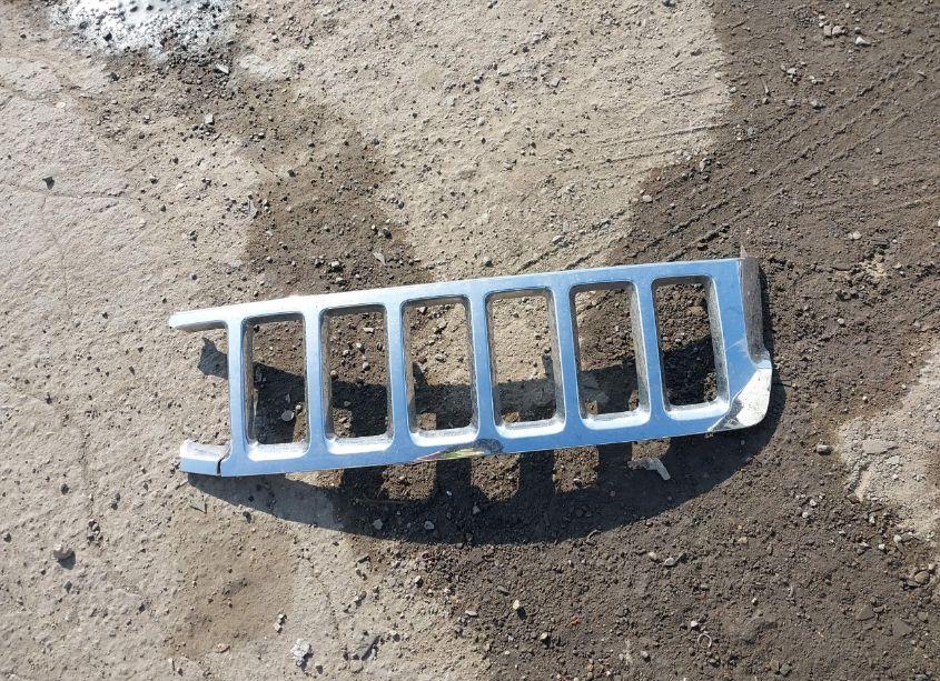 Photo 12 of 2011 Jeep Grand CHEROKEE LAREDO (VIN 1J4RS4GG8BC568696)