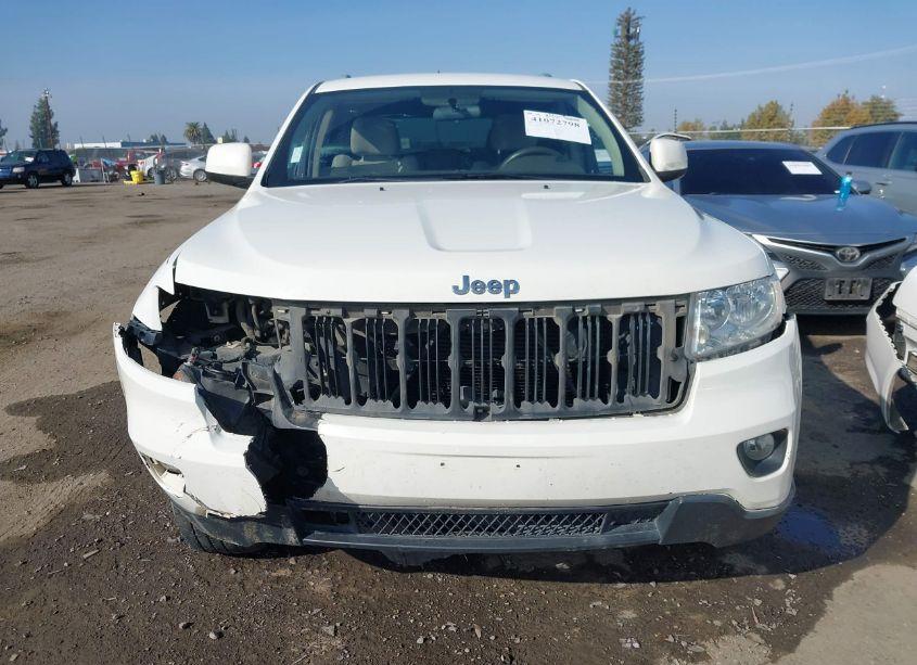 Photo 13 of 2011 Jeep Grand CHEROKEE LAREDO (VIN 1J4RS4GG8BC568696)