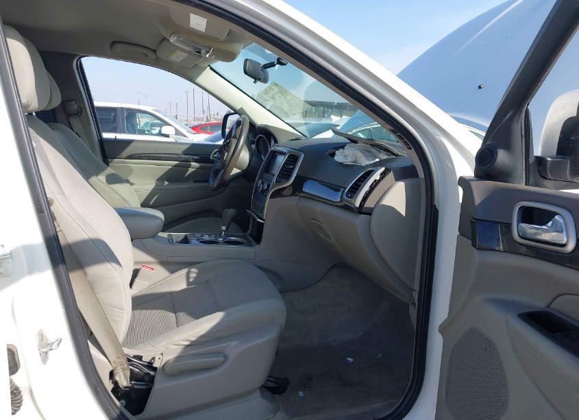 Photo 5 of 2011 Jeep Grand CHEROKEE LAREDO (VIN 1J4RS4GG8BC568696)