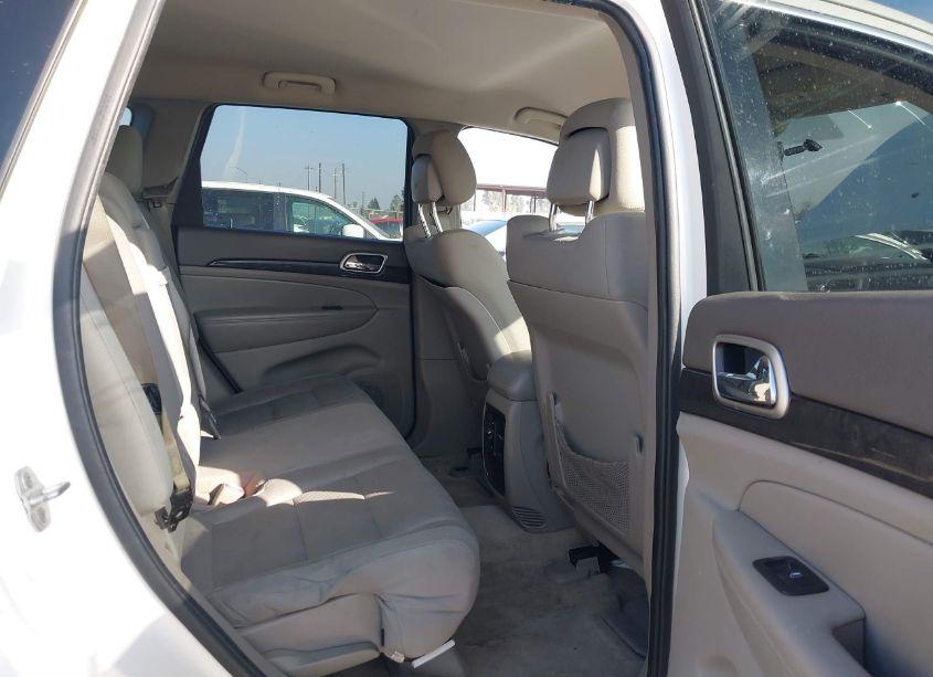 Photo 8 of 2011 Jeep Grand CHEROKEE LAREDO (VIN 1J4RS4GG8BC568696)