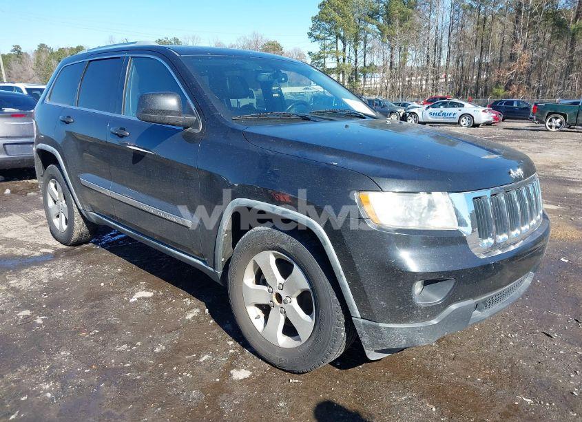 2011 Jeep Grand CHEROKEE LAREDO (VIN 1J4RS4GG8BC611370) main photo