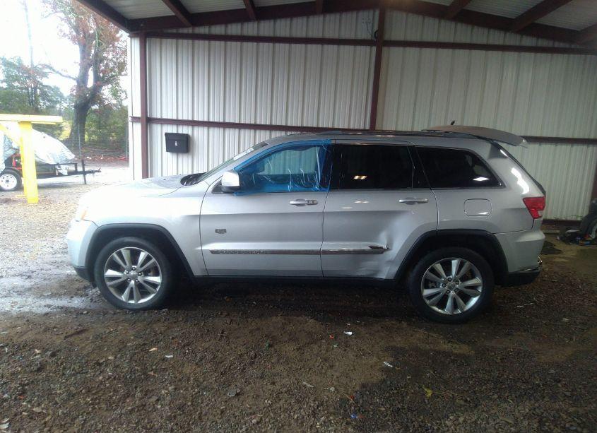 Photo 13 of 2011 Jeep Grand CHEROKEE LAREDO (VIN 1J4RS4GG8BC646748)