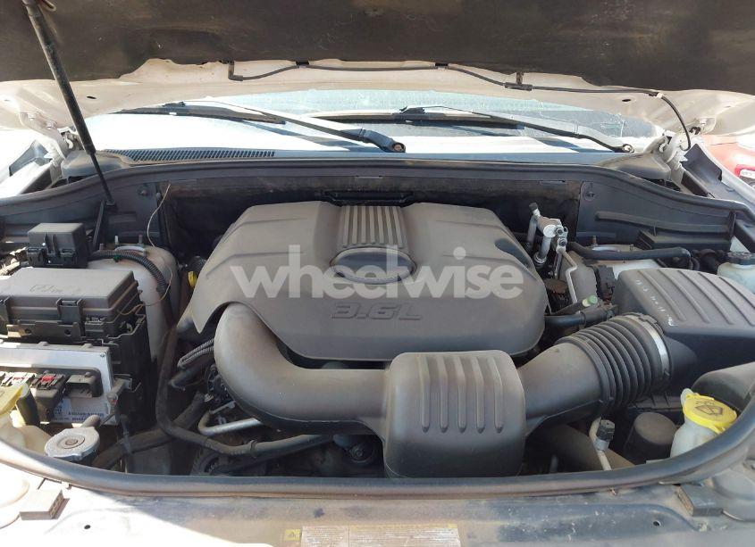 Photo 9 of 2011 Jeep Grand CHEROKEE LAREDO (VIN 1J4RS4GG9BC533875)