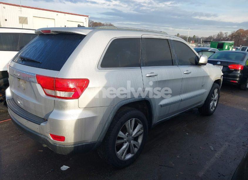 Photo 4 of 2011 Jeep Grand CHEROKEE LAREDO (VIN 1J4RS4GG9BC676518)