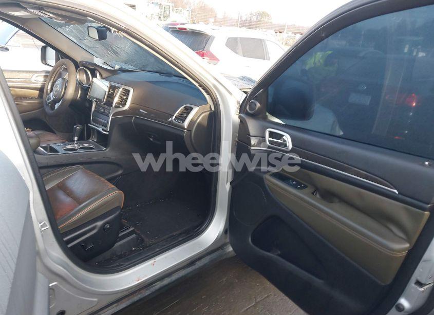 Photo 5 of 2011 Jeep Grand CHEROKEE LAREDO (VIN 1J4RS4GG9BC676518)