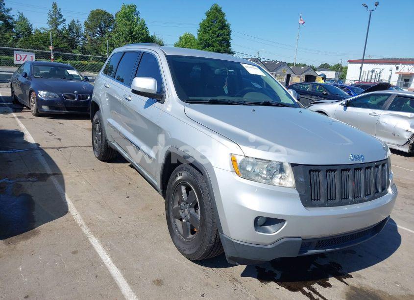 2011 Jeep Grand CHEROKEE LAREDO (VIN 1J4RS4GGXBC513523) main photo
