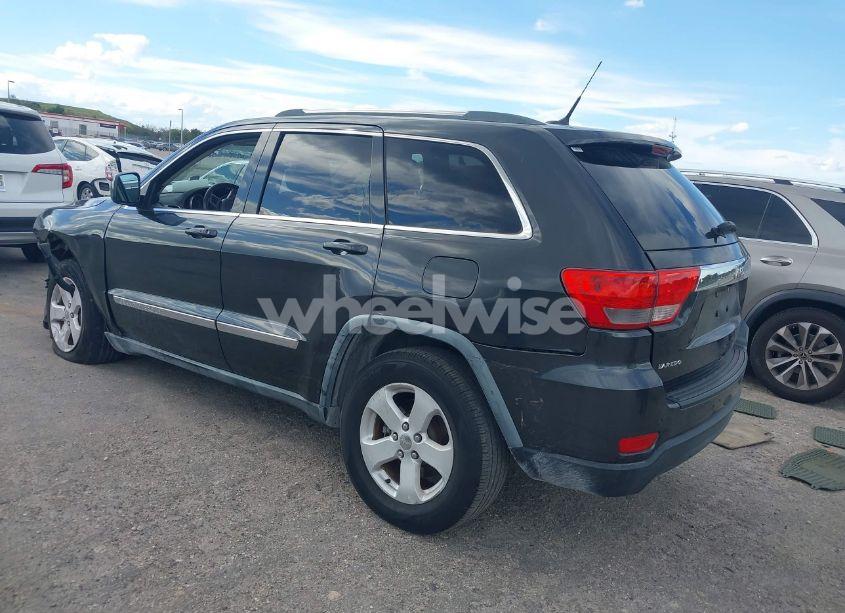 Photo 3 of 2011 Jeep Grand CHEROKEE LAREDO (VIN 1J4RS4GGXBC535215)