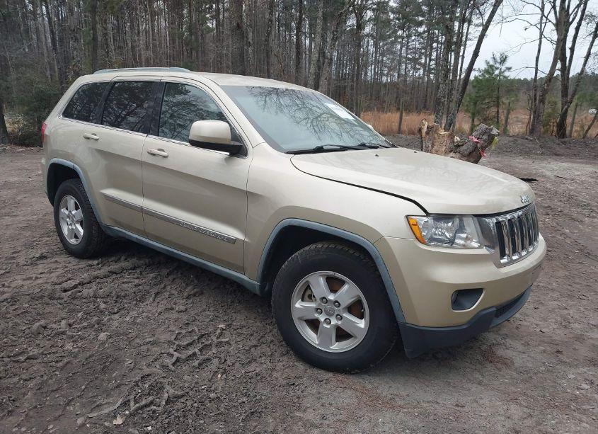 2011 Jeep Grand CHEROKEE LAREDO (VIN 1J4RS4GGXBC564388) main photo